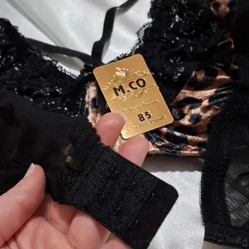 ست شورت و سوتین پلنگی مخمل فنردار زنانه M.CO